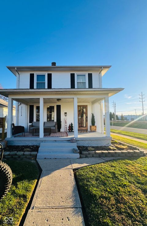 Photo of 645 Lexington Place, Connersville, IN 47331 (MLS # 22075950)