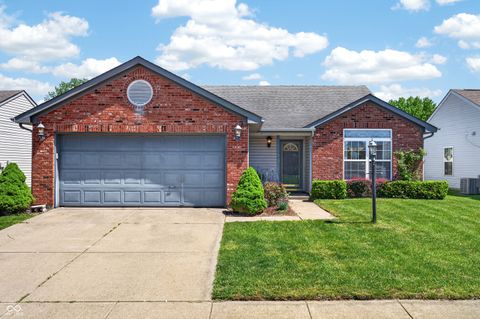 Photo of 1547 Millridge Drive, Greenwood, IN 46143 (MLS # 22096631)
