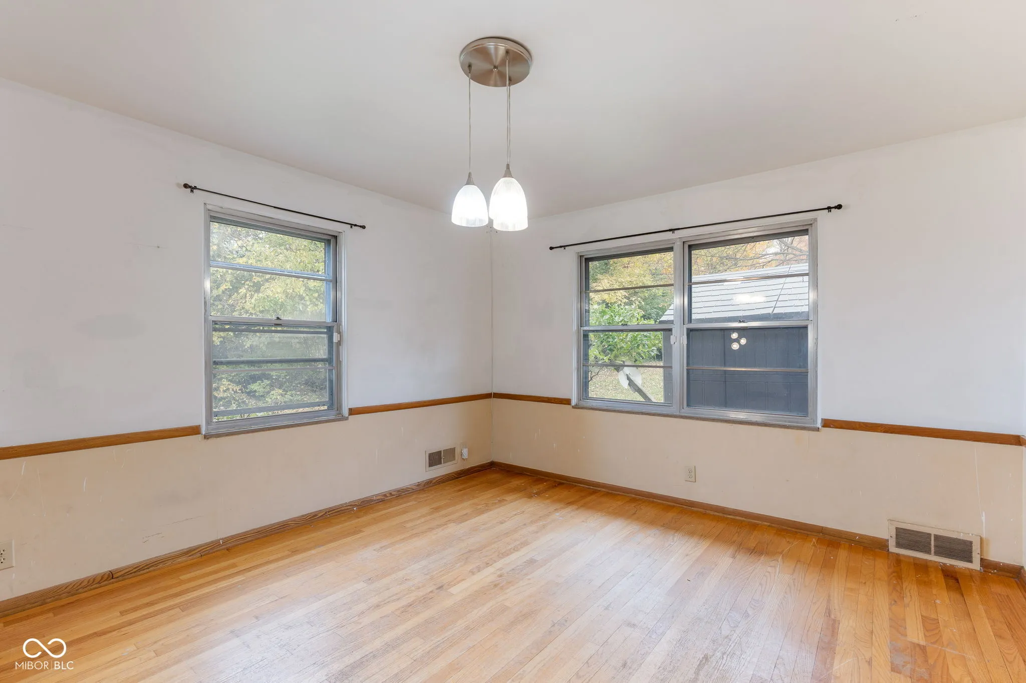 Indianapolis, Indiana 46220, United States, 4 Bedrooms Bedrooms, ,3 BathroomsBathrooms,Residential,Active,236335