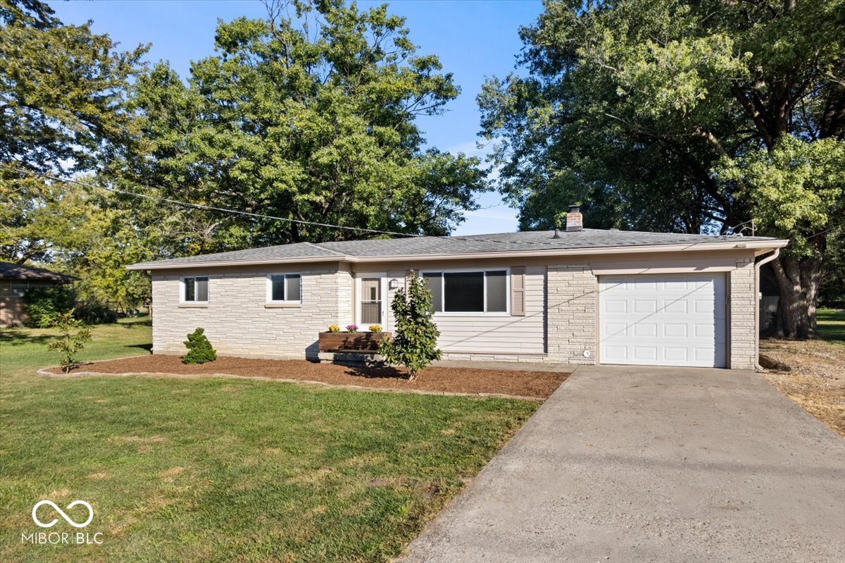 1348 W County Line Road