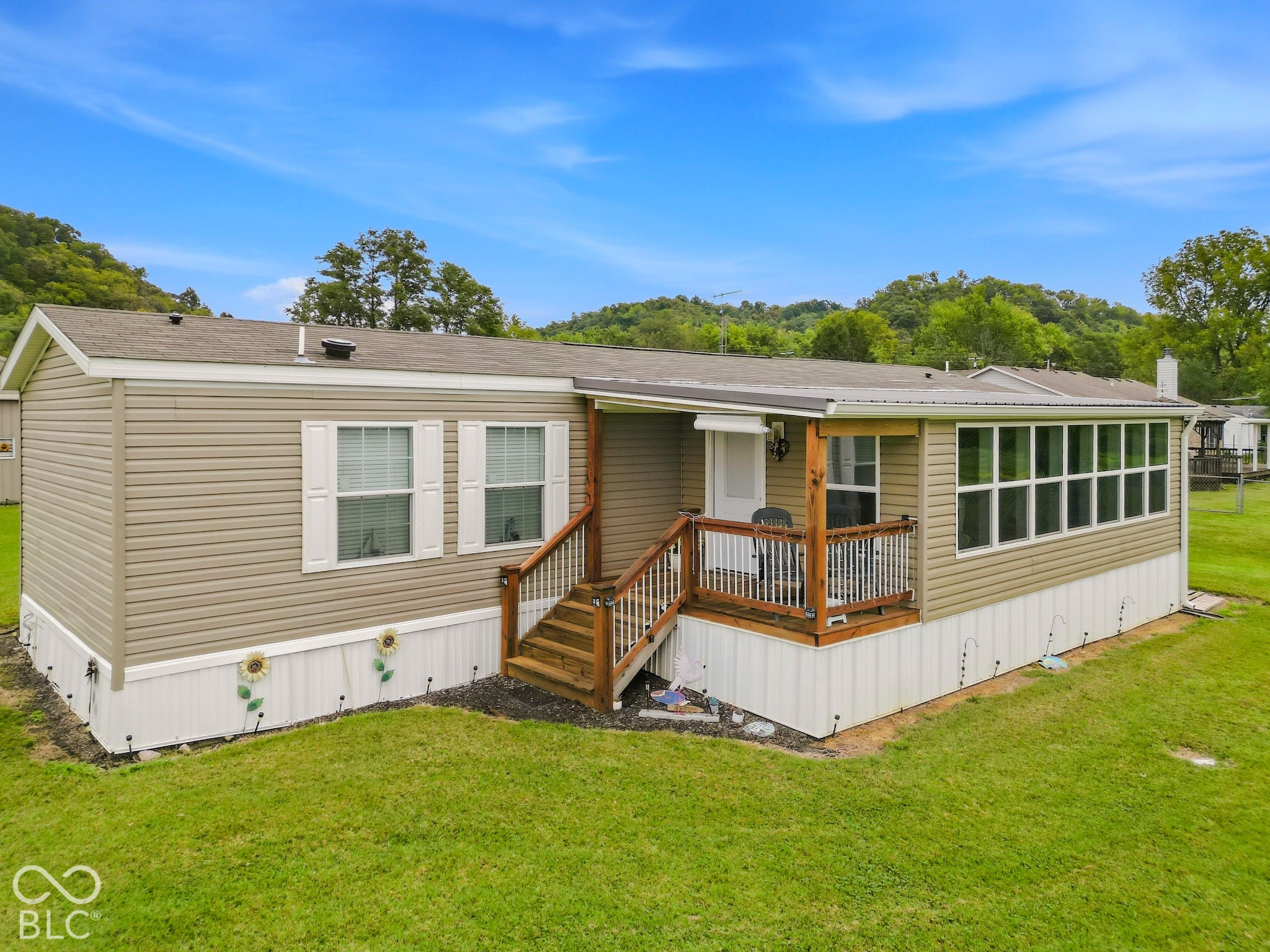 1072 E State Road 56