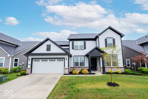 Photo of 5252 Portman Drive, Noblesville, IN 46062 (MLS # 22096449)