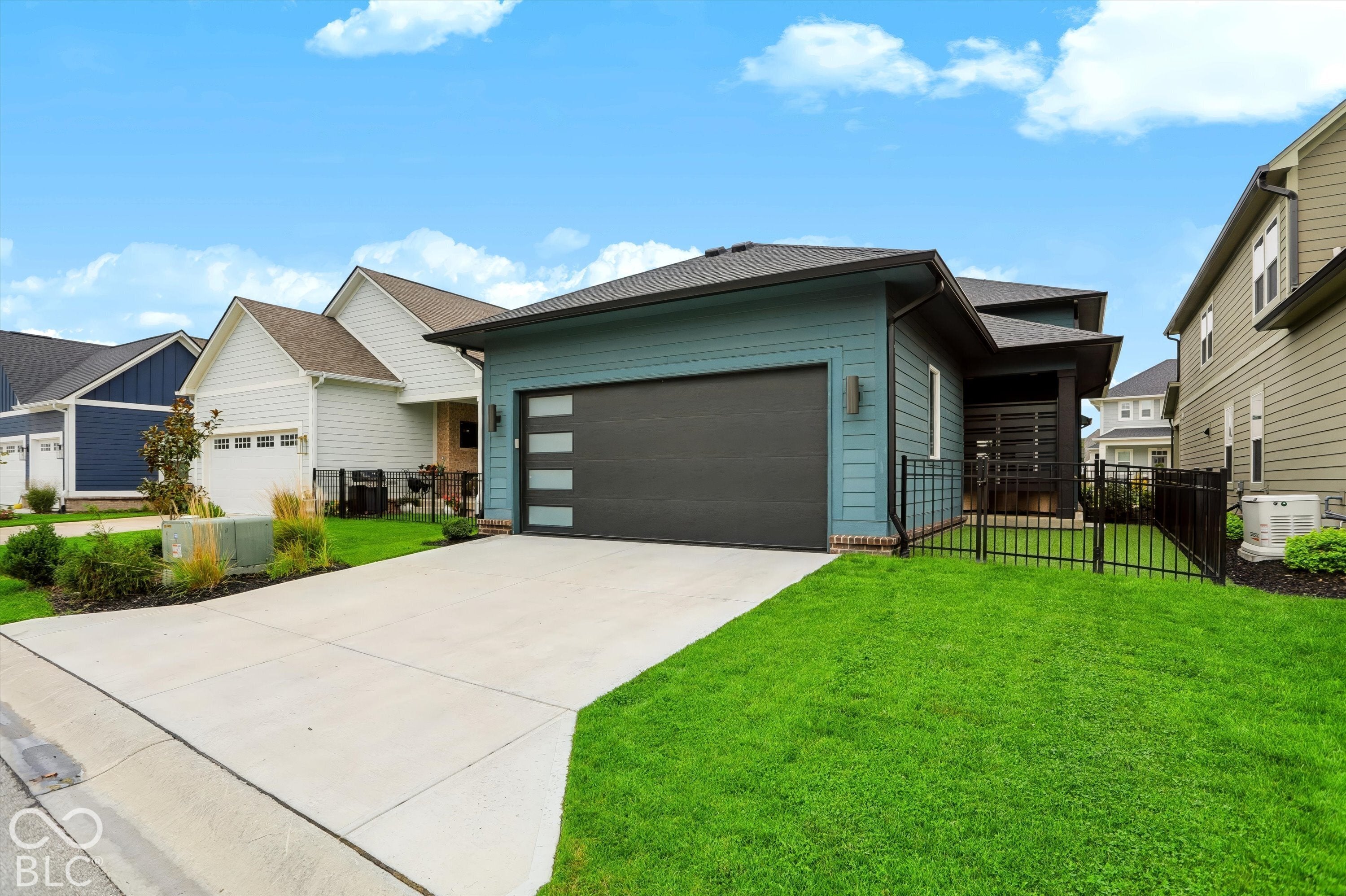 9869 Northern Lights Lane