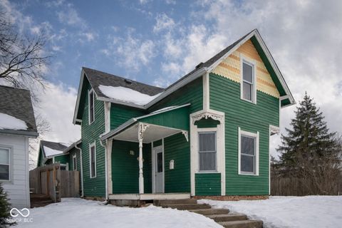 Photo of 145 S Hawthorne Lane, Indianapolis, IN 46219 (MLS # 22083266)