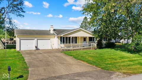 Photo of 910 W Walnut DR, Rockville, IN 47872 (MLS # 22123862)