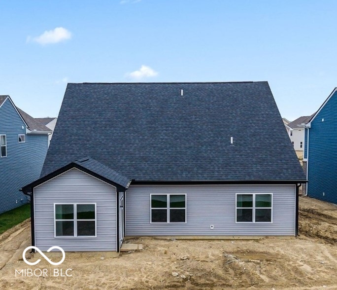 4702 Little Pearl Lane