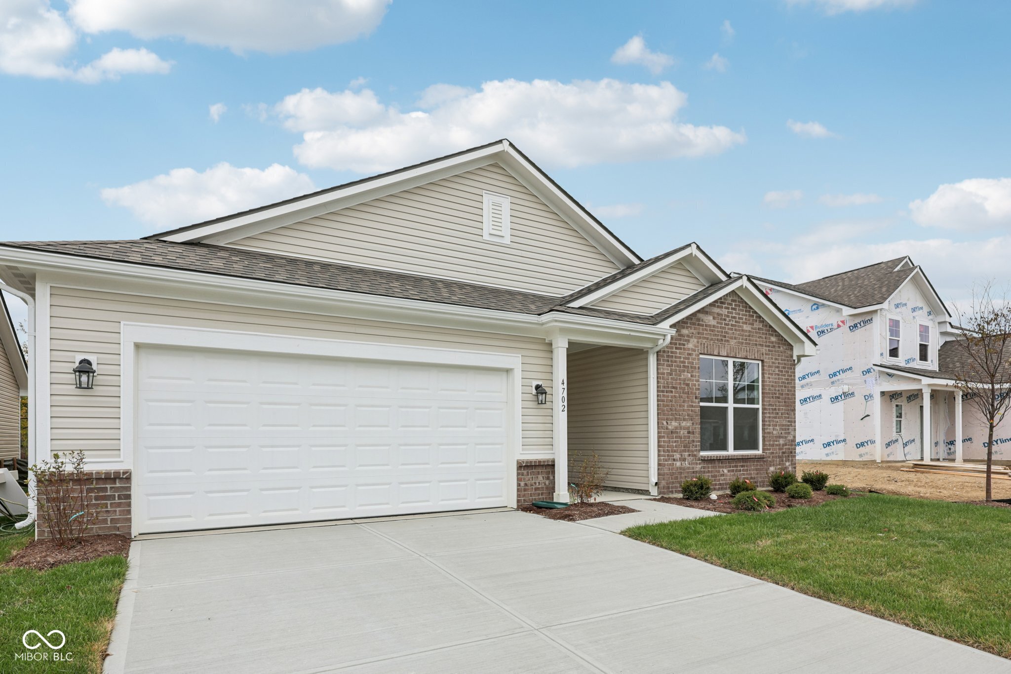 4702 Little Pearl Lane