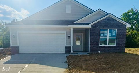 4702 Little Pearl Lane Lawrence IN 46235