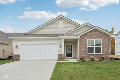 4702 Little Pearl Lane Lawrence IN 46235