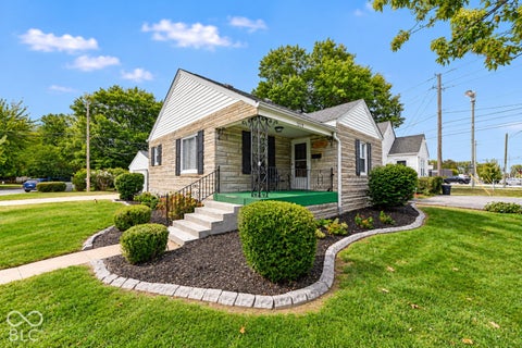 Photo of 1828 N Lynhurst Drive, Indianapolis, IN 46224 (MLS # 22101398)