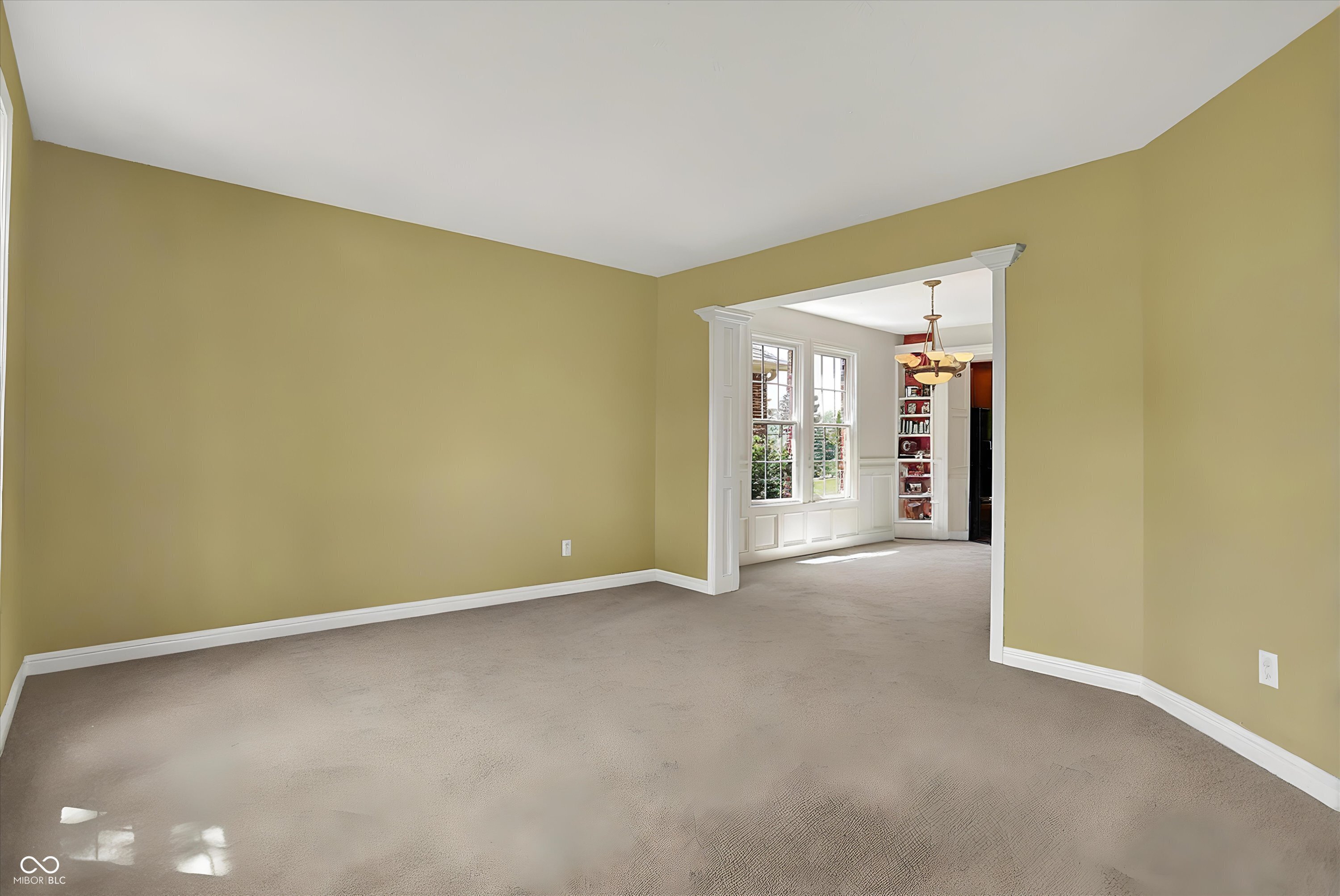4704 Pearcrest Way