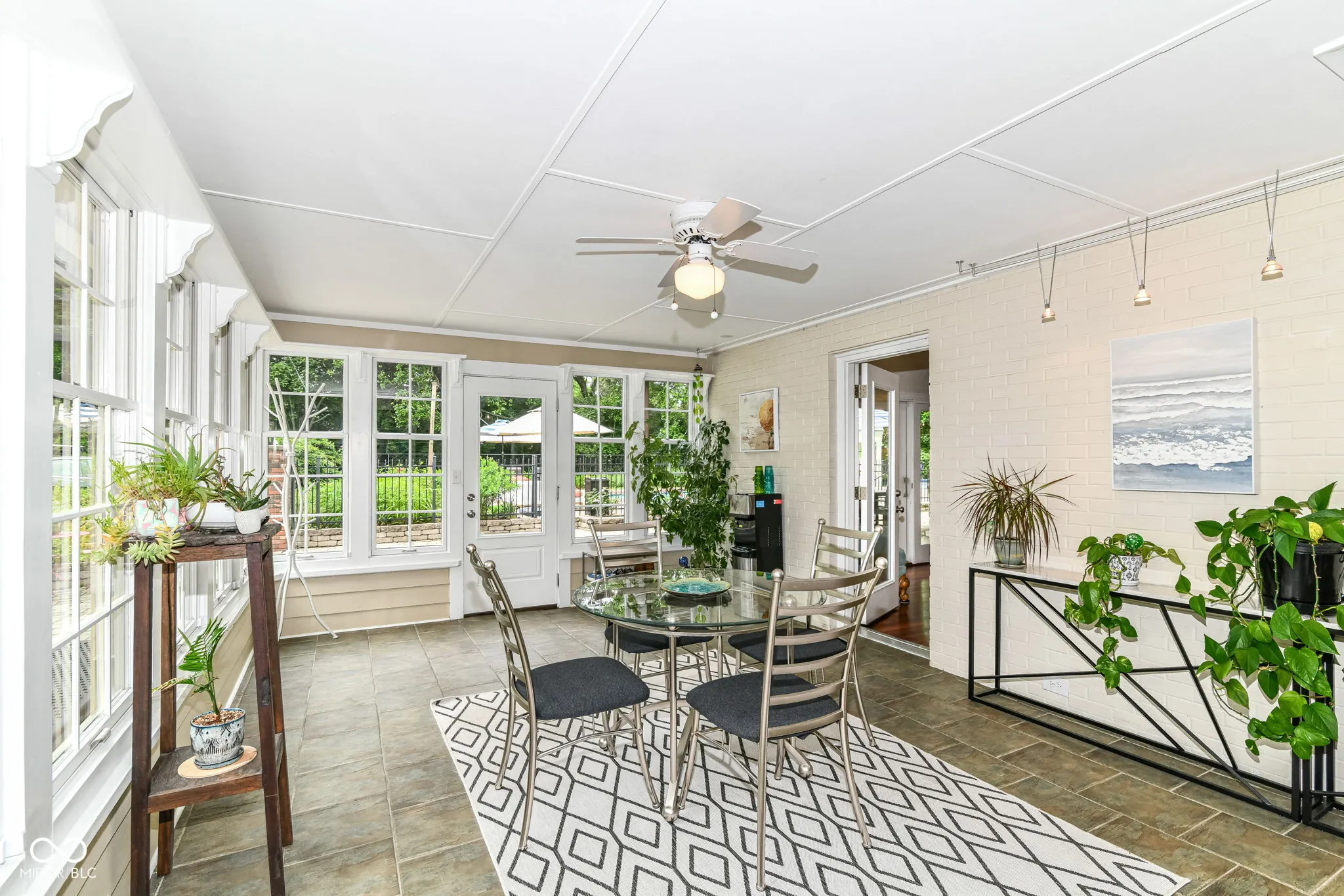 Indianapolis, Indiana 46226, United States, 5 Bedrooms Bedrooms, ,4 BathroomsBathrooms,Residential,Active,147287