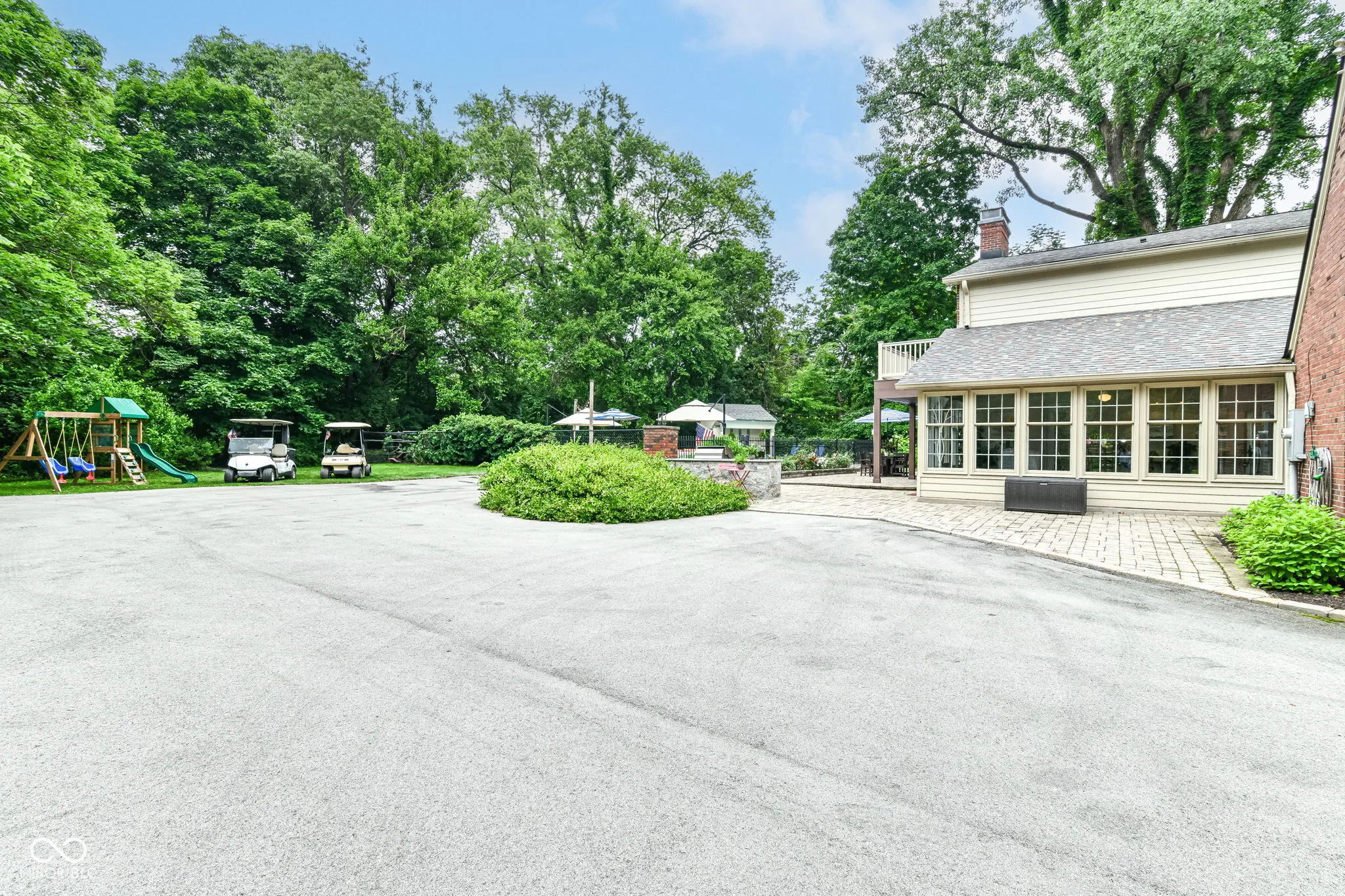 Indianapolis, Indiana 46226, United States, 5 Bedrooms Bedrooms, ,4 BathroomsBathrooms,Residential,Active,147287