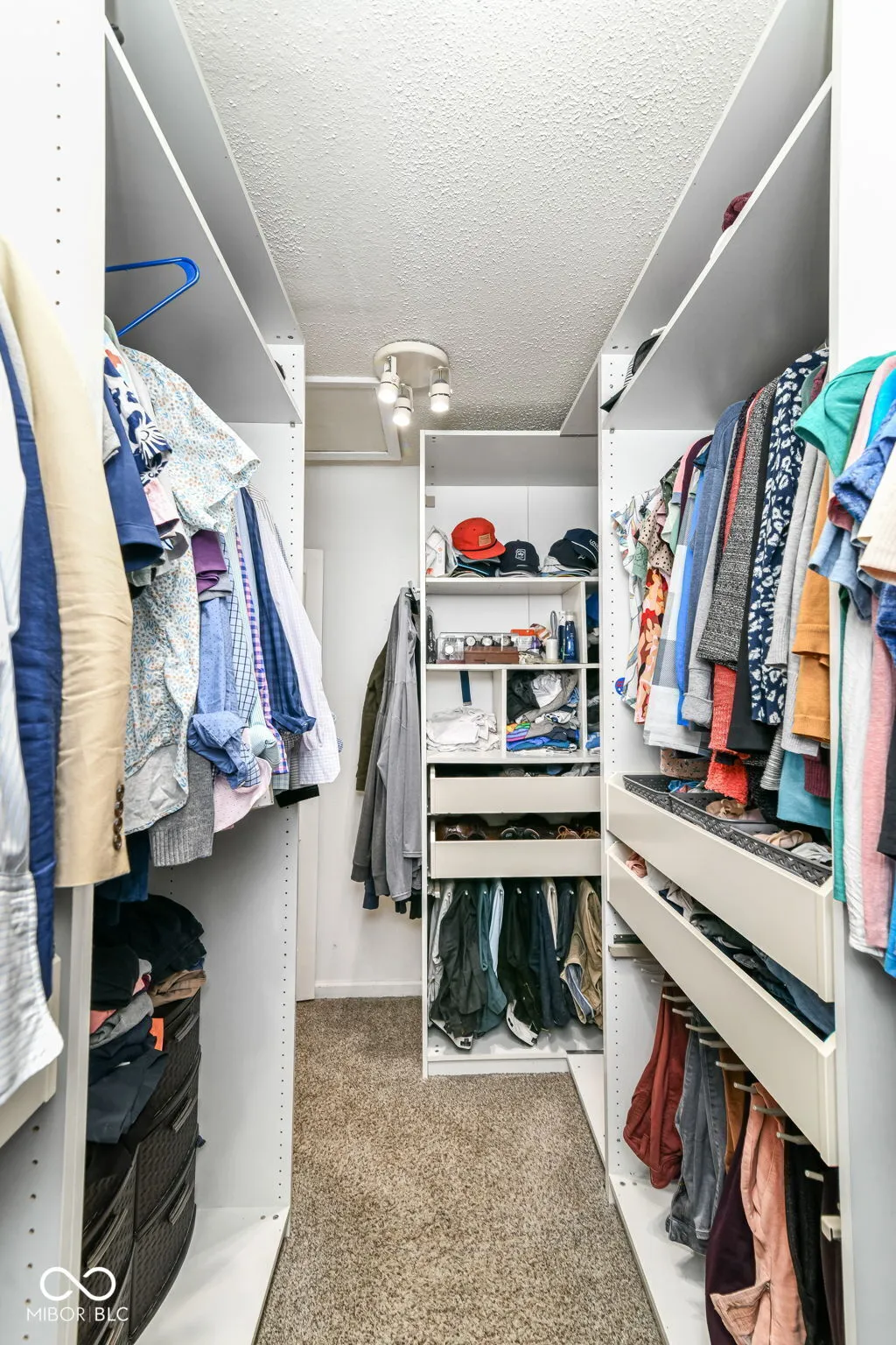 Indianapolis, Indiana 46226, United States, 5 Bedrooms Bedrooms, ,4 BathroomsBathrooms,Residential,Active,147287