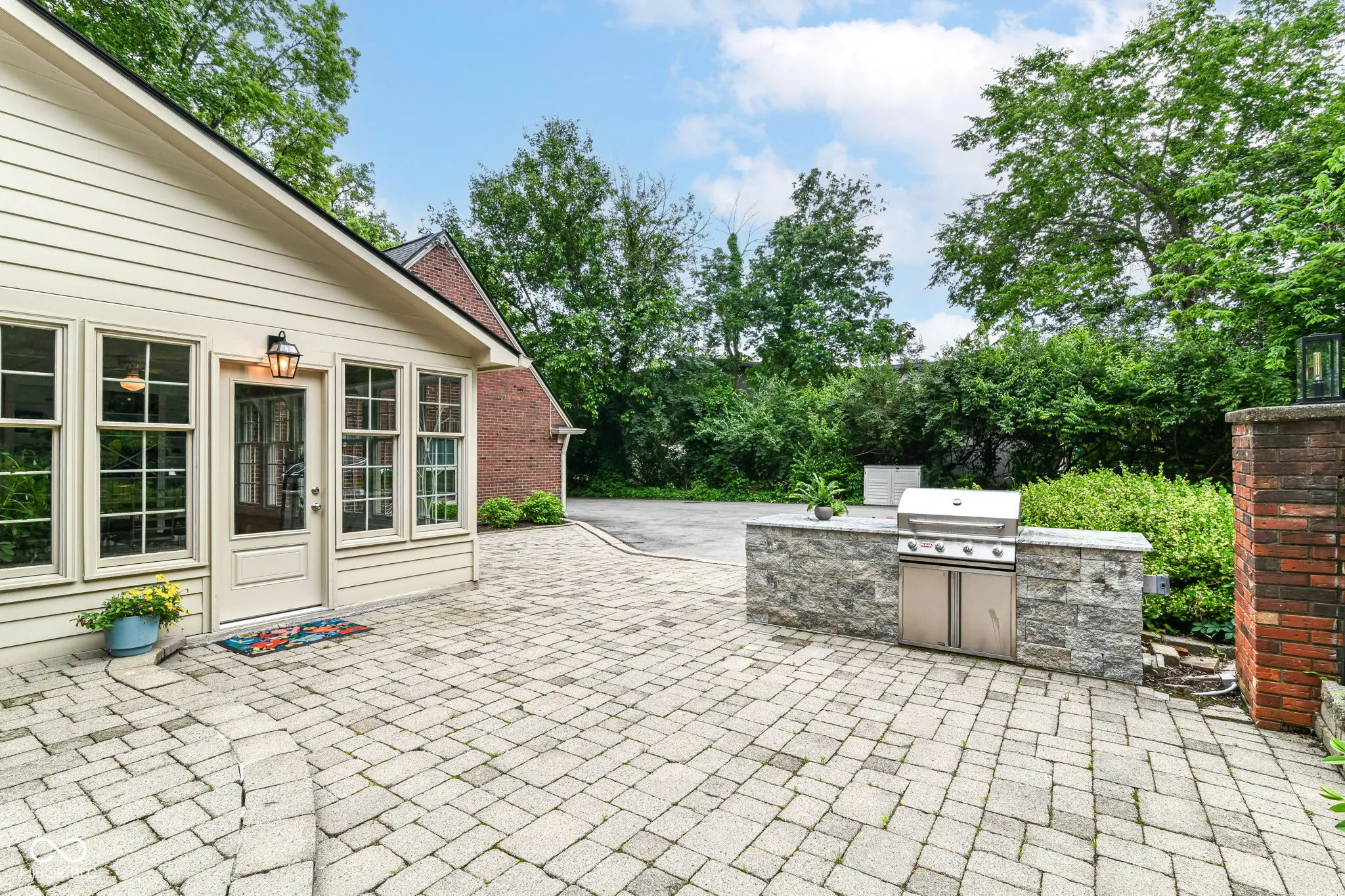 Indianapolis, Indiana 46226, United States, 5 Bedrooms Bedrooms, ,4 BathroomsBathrooms,Residential,Active,147287