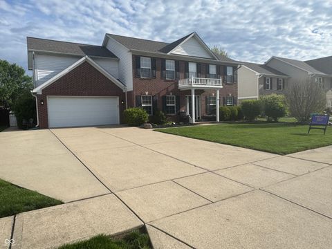 Photo of 4506 W Easy Street, New Palestine, IN 46163 (MLS # 22095938)