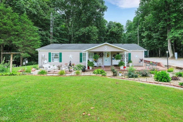 255 W STATE HIGHWAY 250, DEPUTY, IN 47230 - Image daec1f13f5fb13df64650db9f2bc873b/297763308