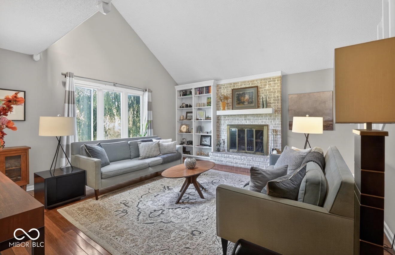 1026 Selkirk Lane