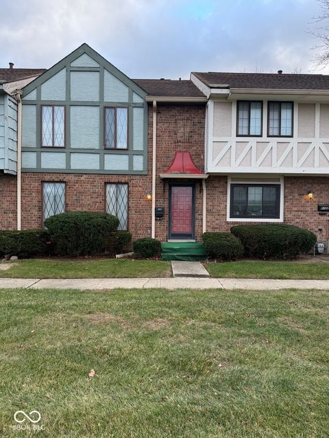 8104 Bromley Place Indianapolis IN 46219