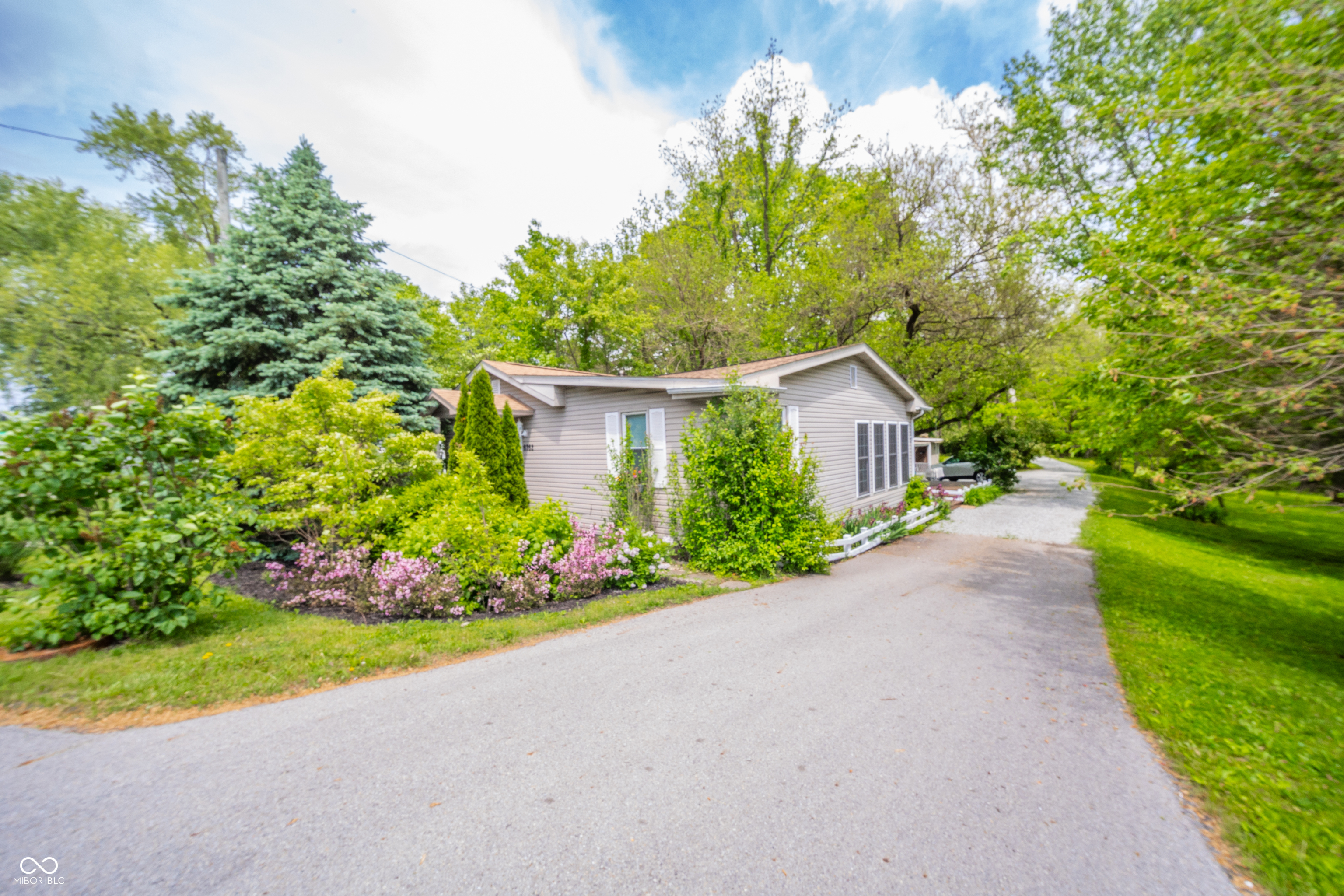 6762 S State Road 67