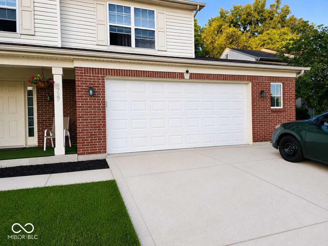 8727 Trumpeter drive