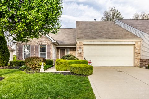 Photo of 17813 Crown Pointe Court, Noblesville, IN 46062 (MLS # 22095318)