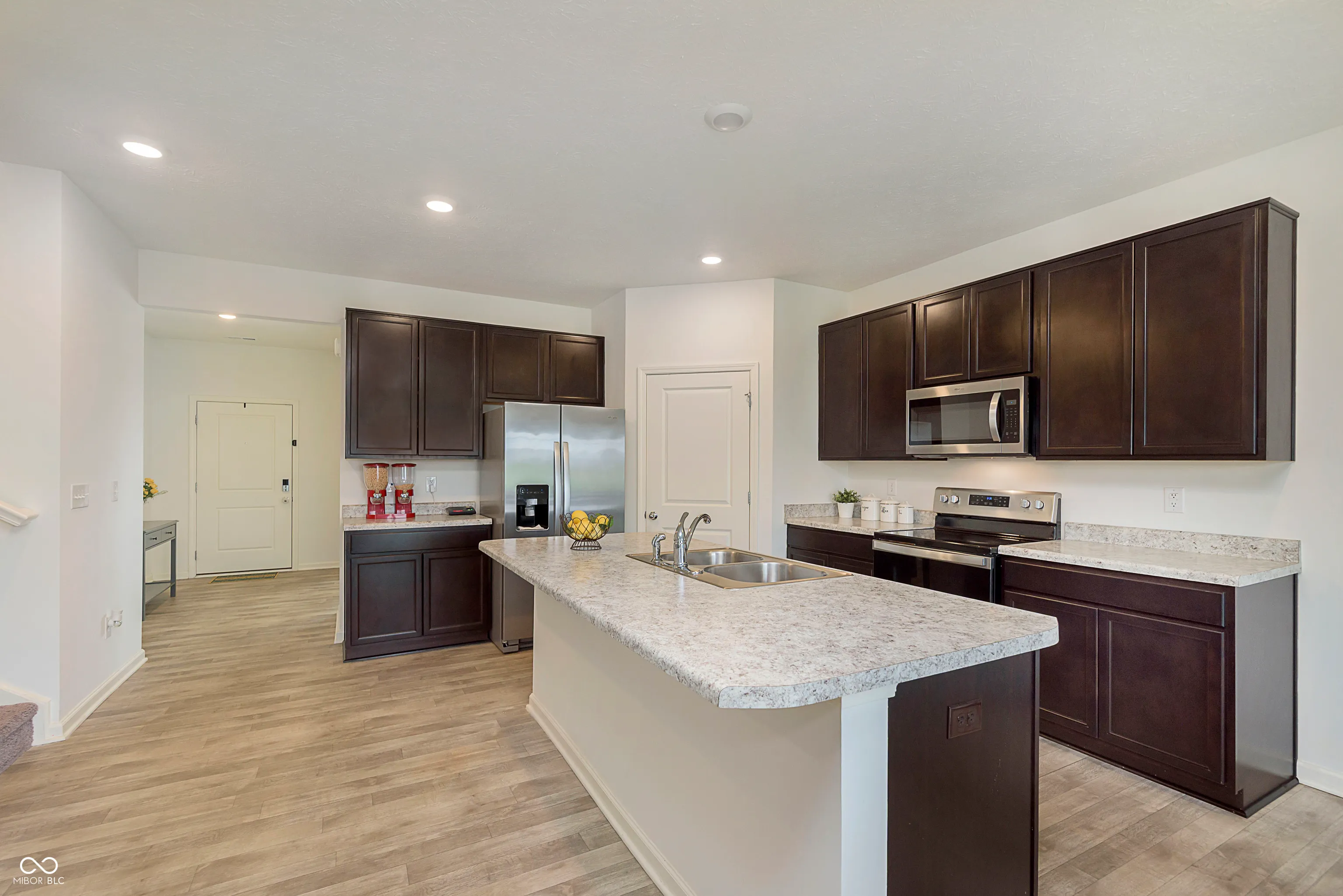 Greenfield, Indiana 46140, United States, 5 Bedrooms Bedrooms, ,3 BathroomsBathrooms,Residential,Active,114627