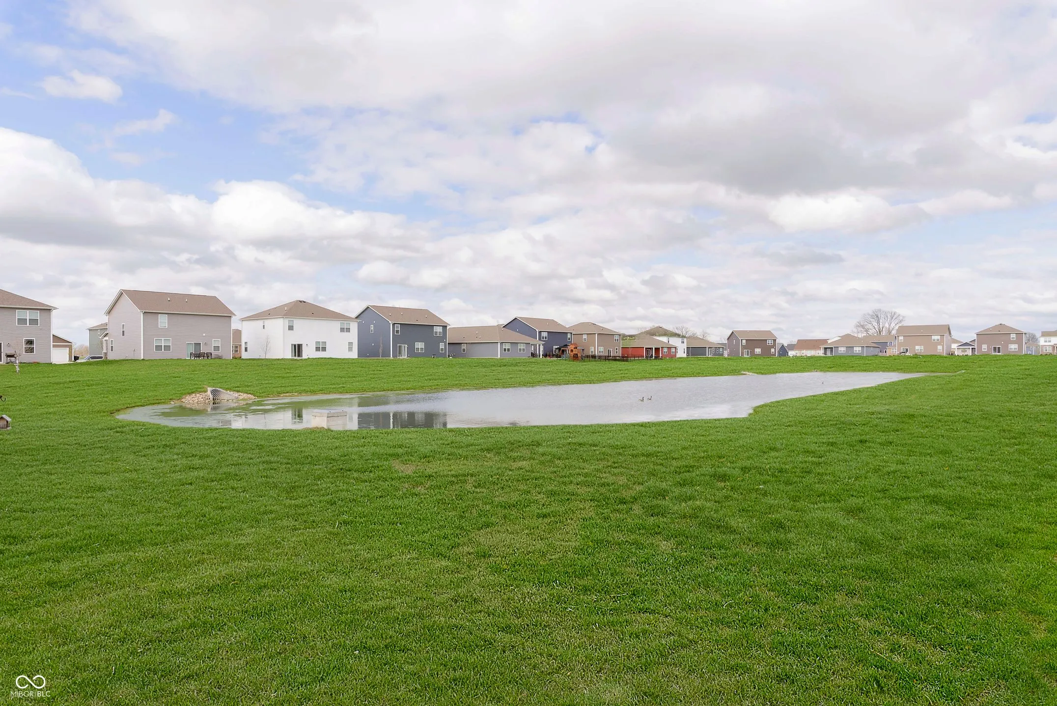 Greenfield, Indiana 46140, United States, 5 Bedrooms Bedrooms, ,3 BathroomsBathrooms,Residential,Active,114627