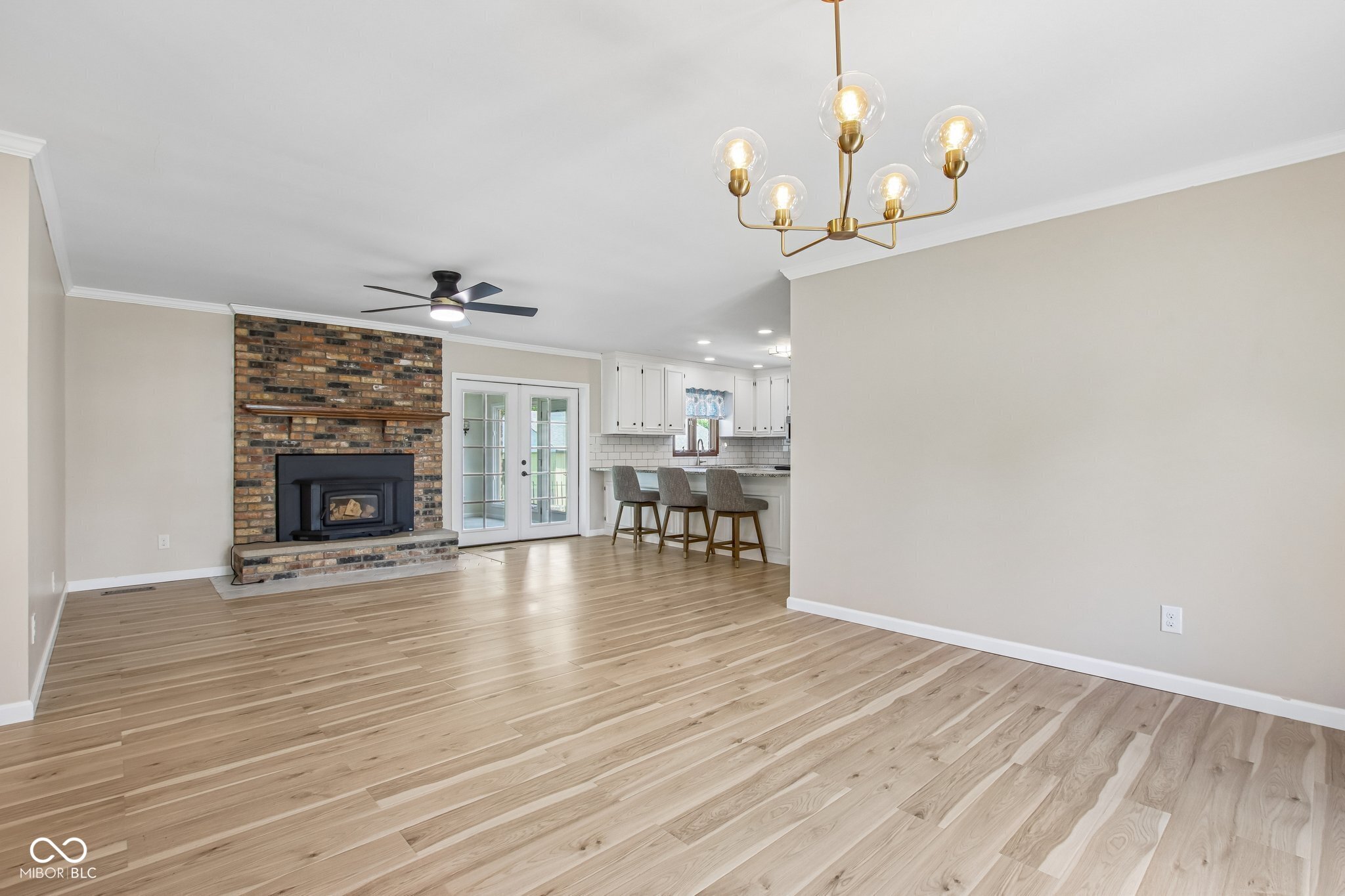 2440 E County Road 300 S