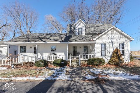 4462 S Morgantown Road Greenwood IN 46143