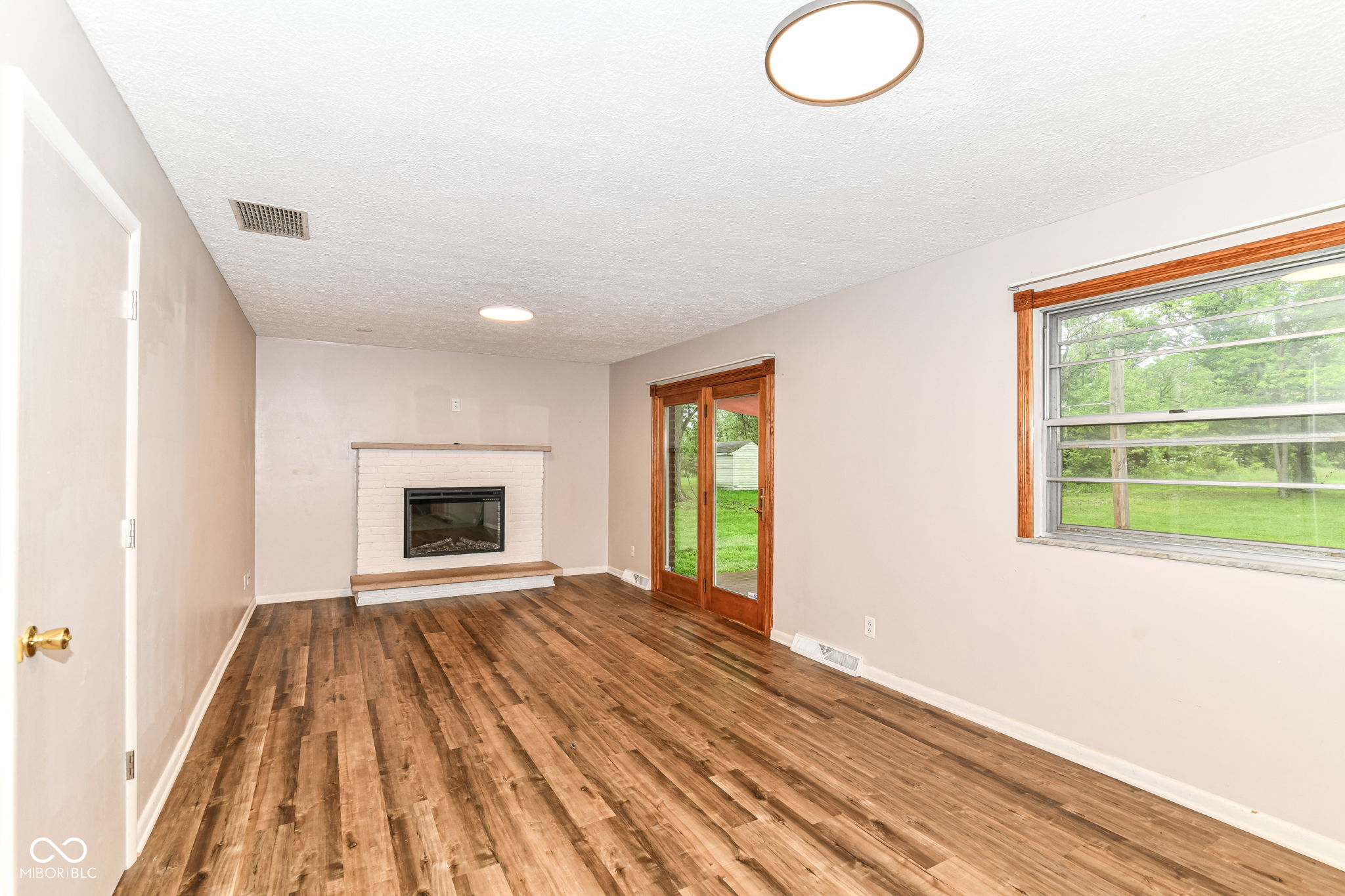 7050 N County Road 650 E