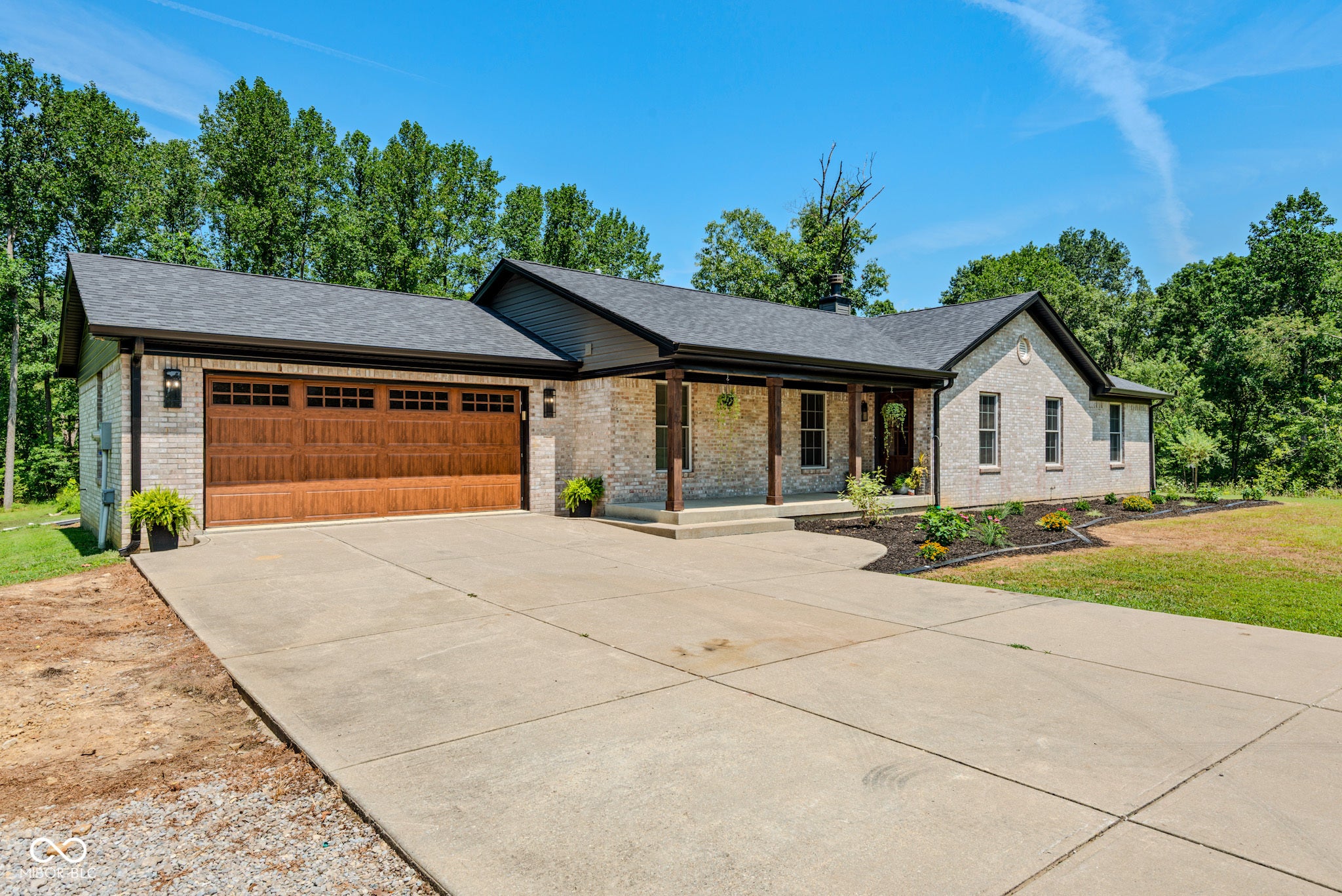 8486 E Georgetown