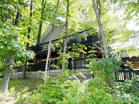 Photo of 9679 E Rocky Fork North Drive, Brazil, IN 47834 (MLS # 22105172)