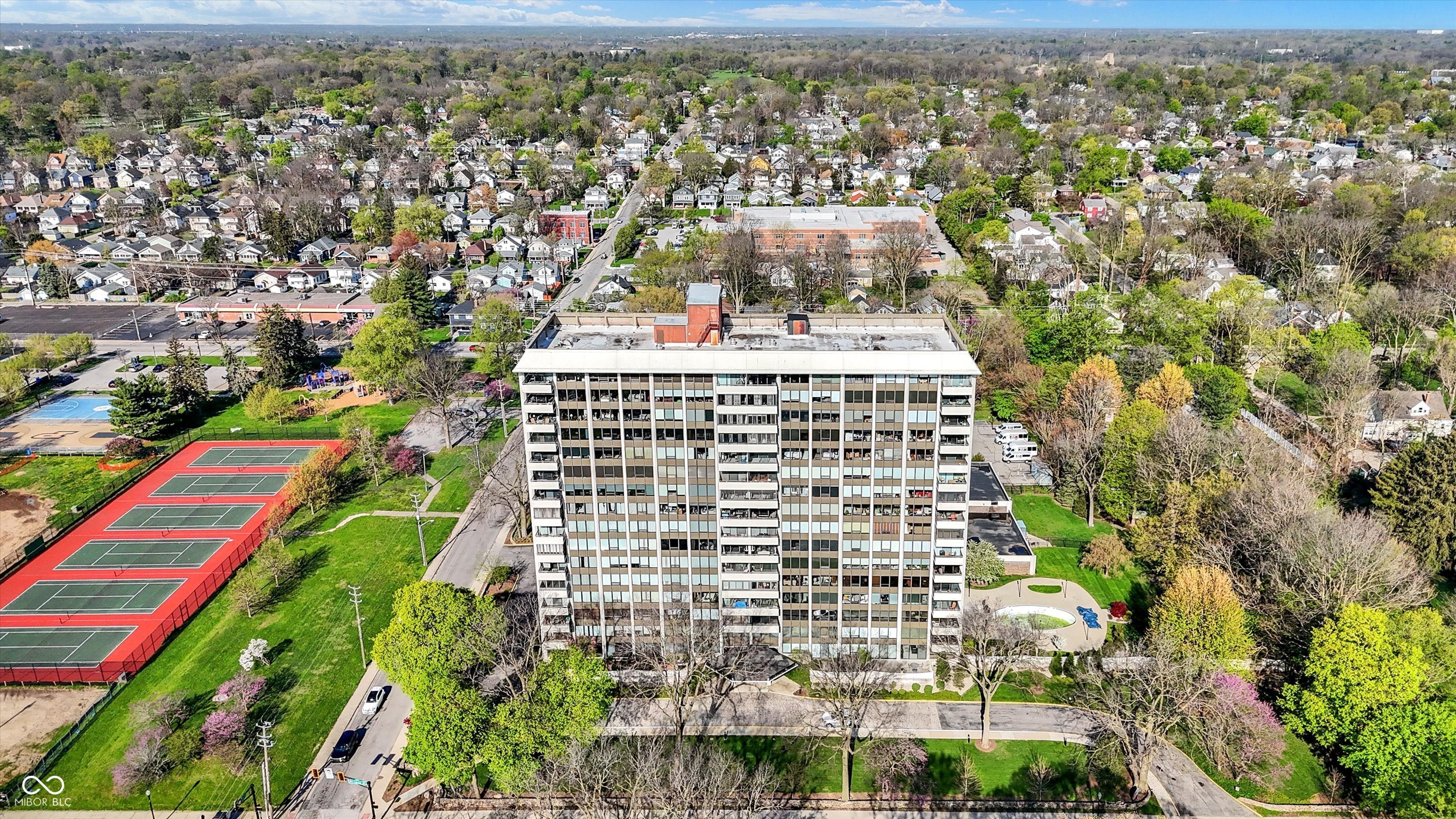 4000 N Meridian Street 9G