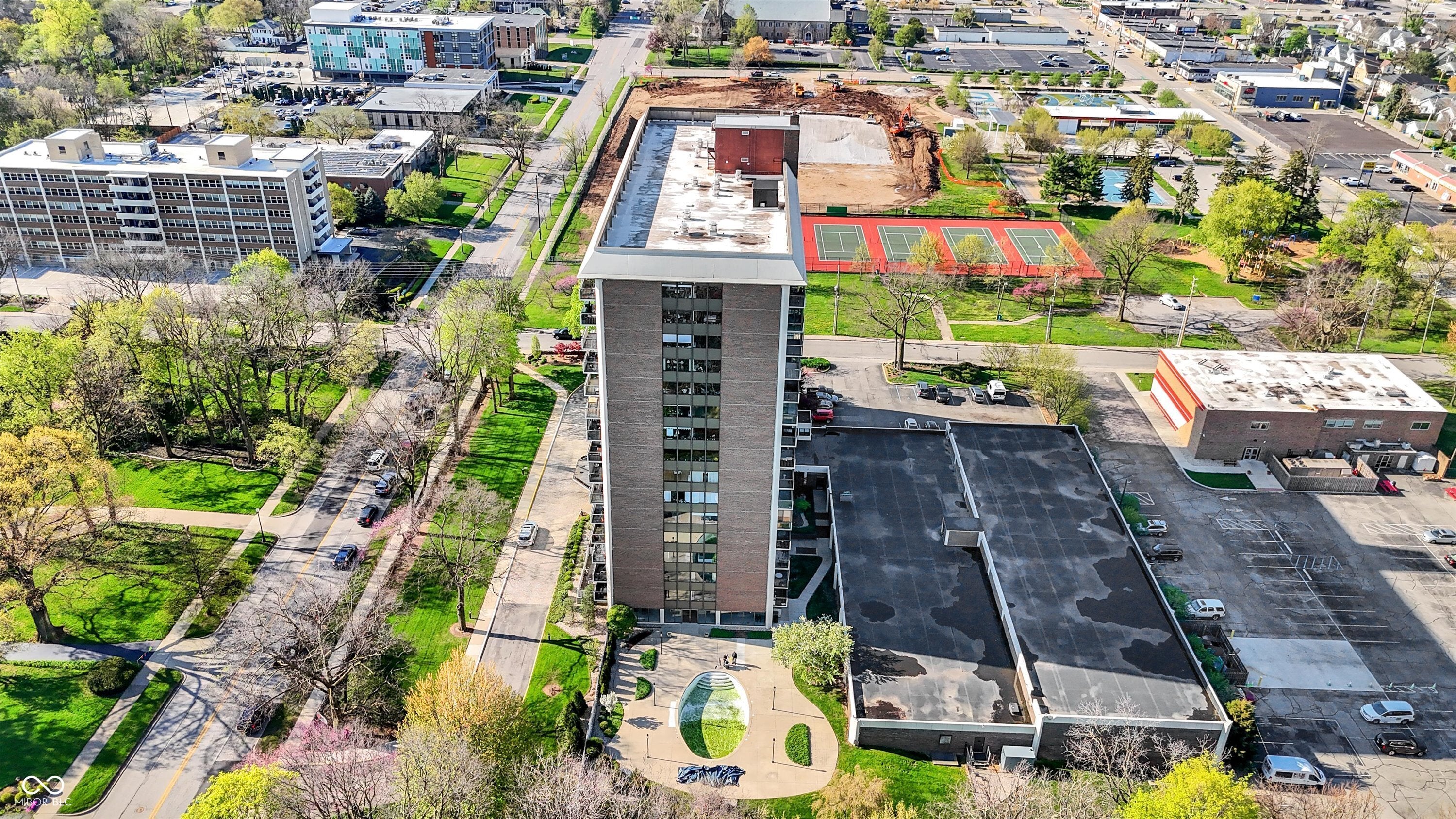 4000 N Meridian Street 9G