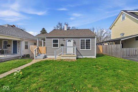 Photo of 1614 E Kelly Street, Indianapolis, IN 46203 (MLS # 22092495)