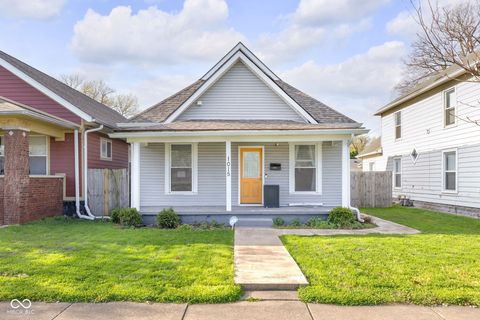 Photo of 1015 E Raymond Street, Indianapolis, IN 46203 (MLS # 22094092)