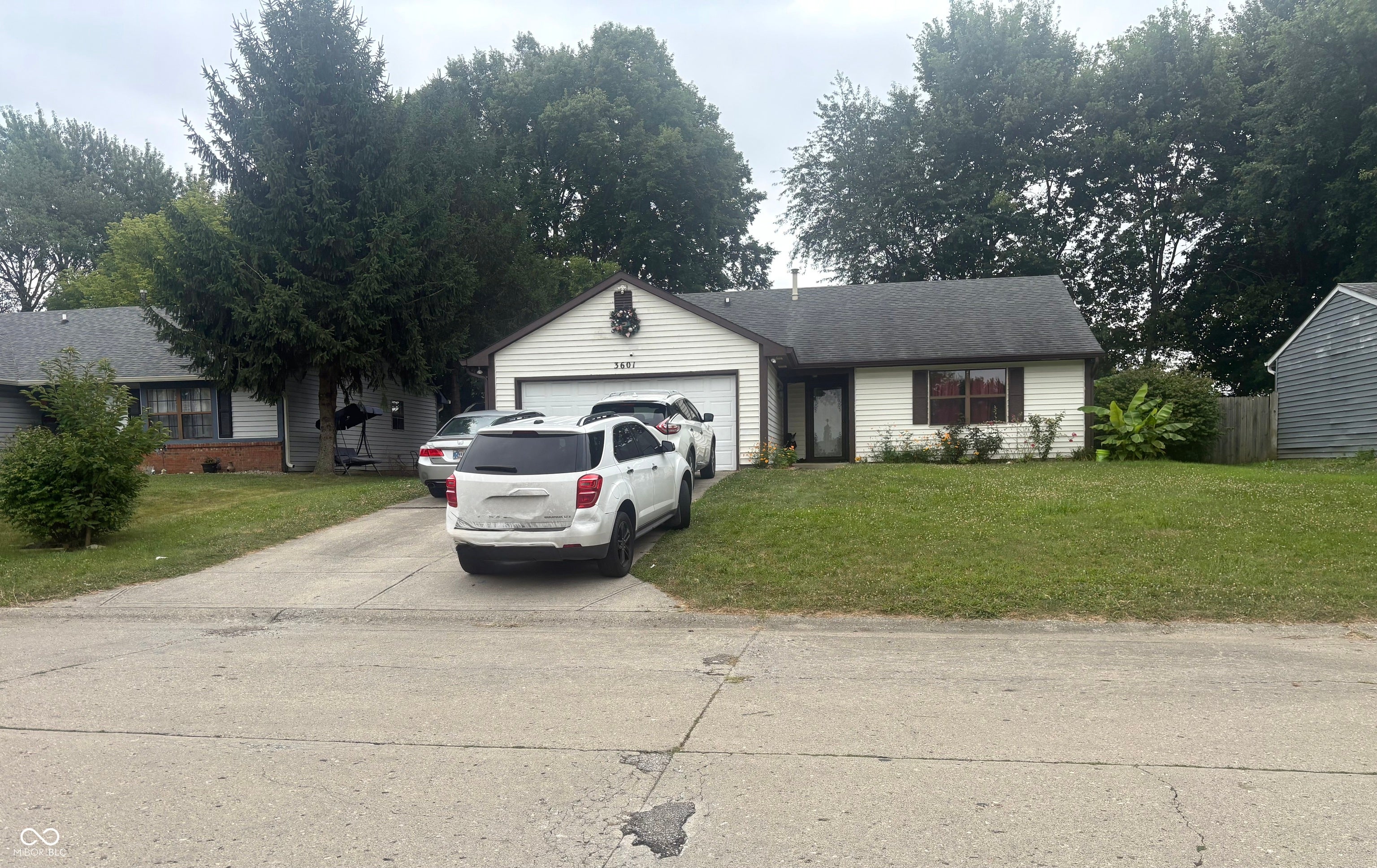 3601 Pleasant Lake Drive