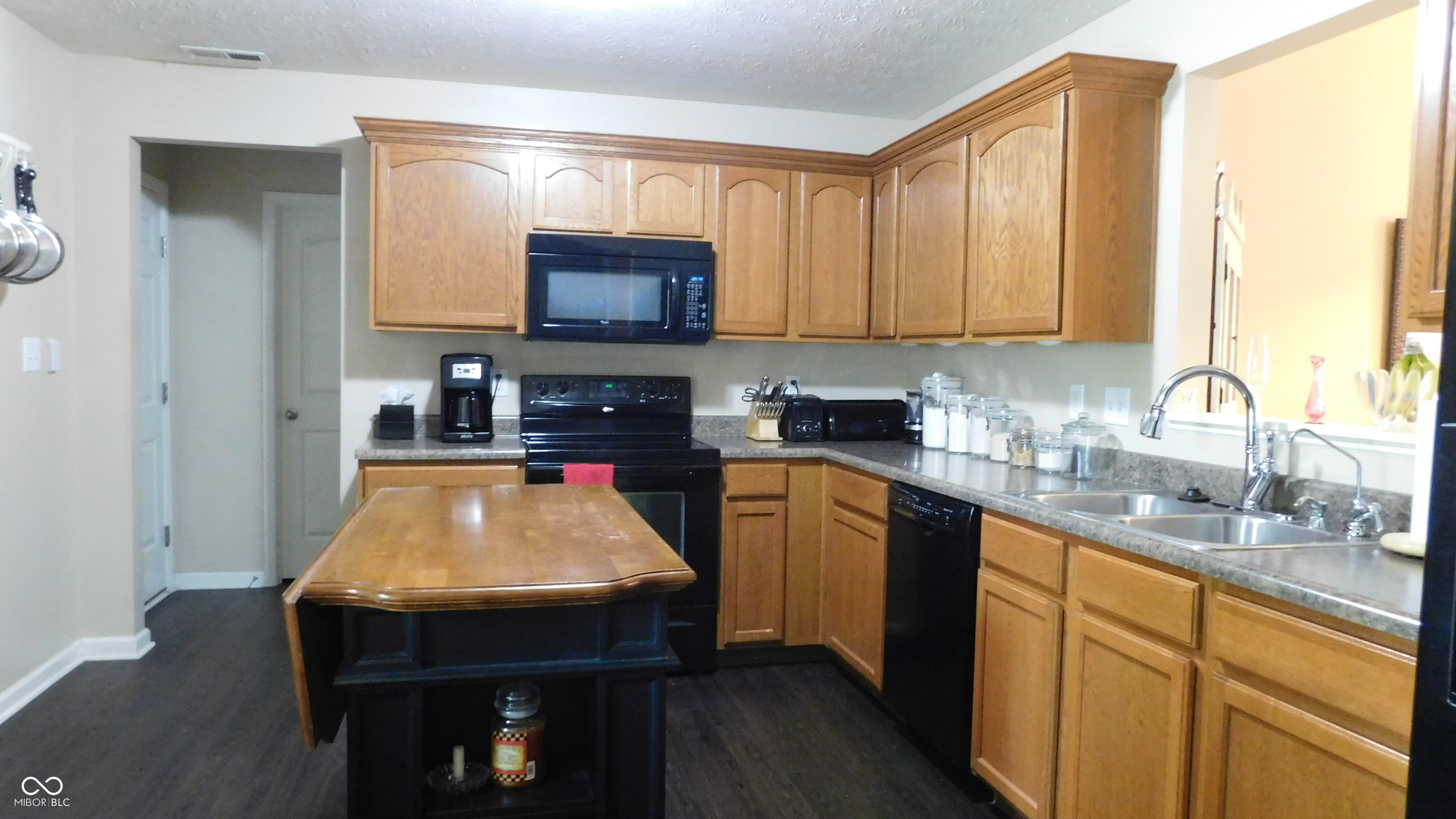 12705 Old Pond Road