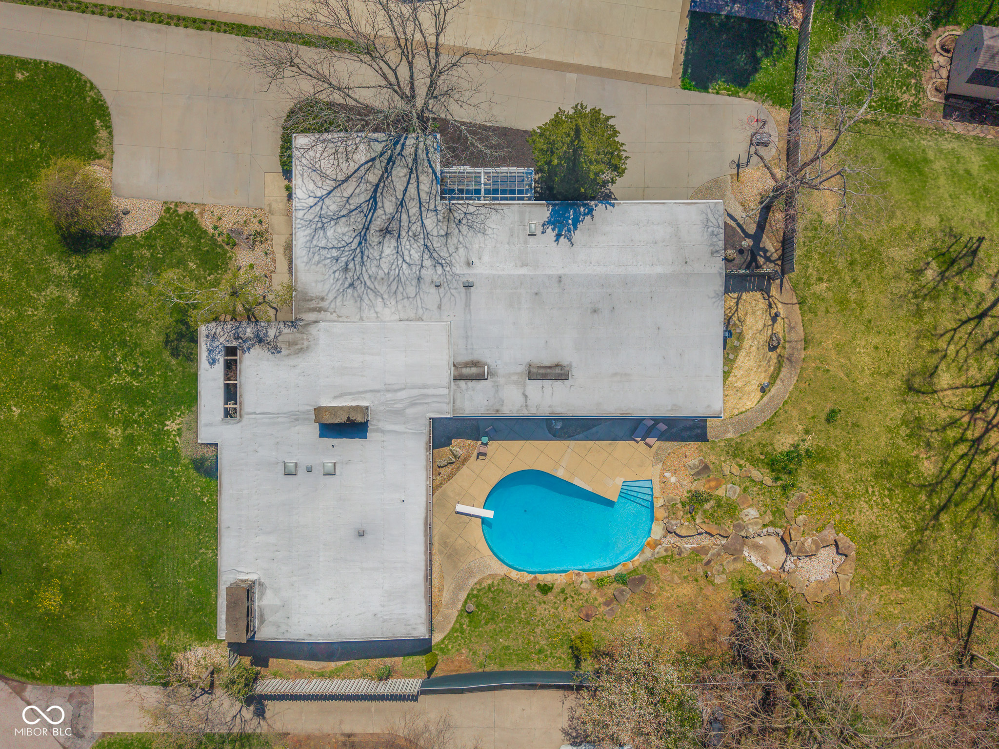3370 Grove Parkway