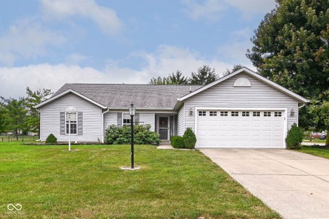 Photo of 18949 Wimbley Way, Noblesville, IN 46060 (MLS # 22127041)