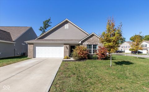 1151 N Aberdeen Drive Franklin IN 46131