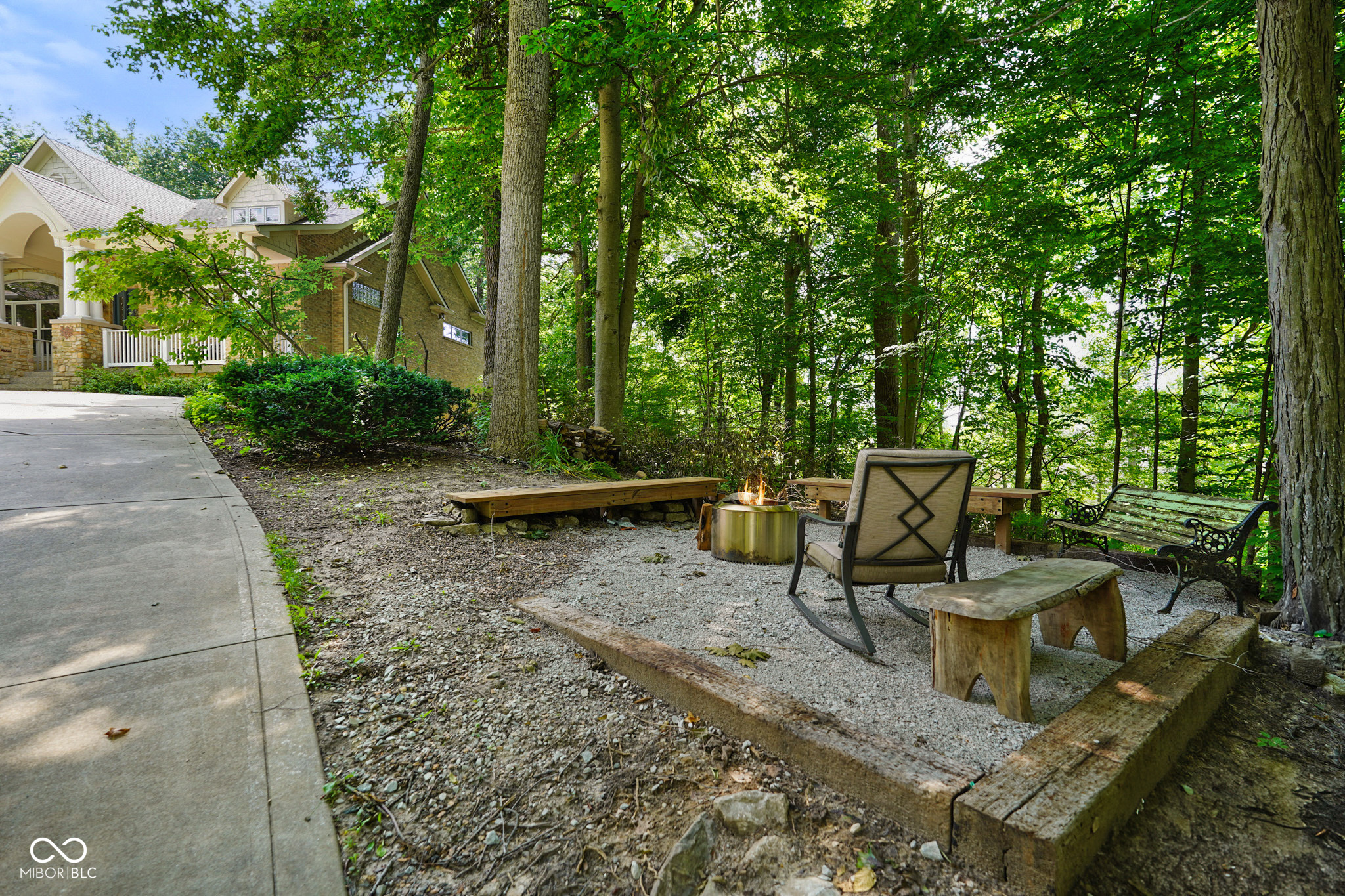 5720 Hickory Hollow Drive