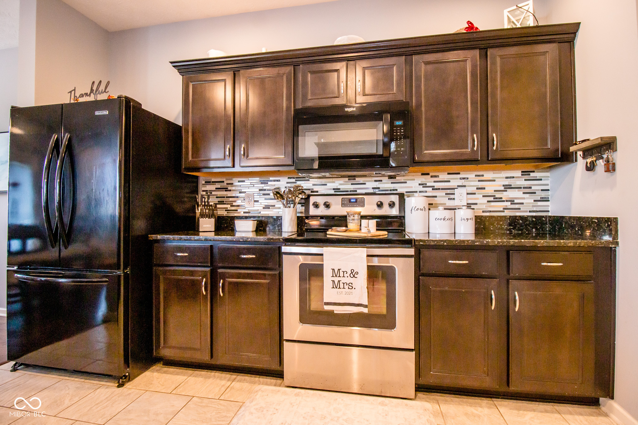 Columbus, Indiana 47201, United States, 3 Bedrooms Bedrooms, ,3 BathroomsBathrooms,Residential,Pending,19470