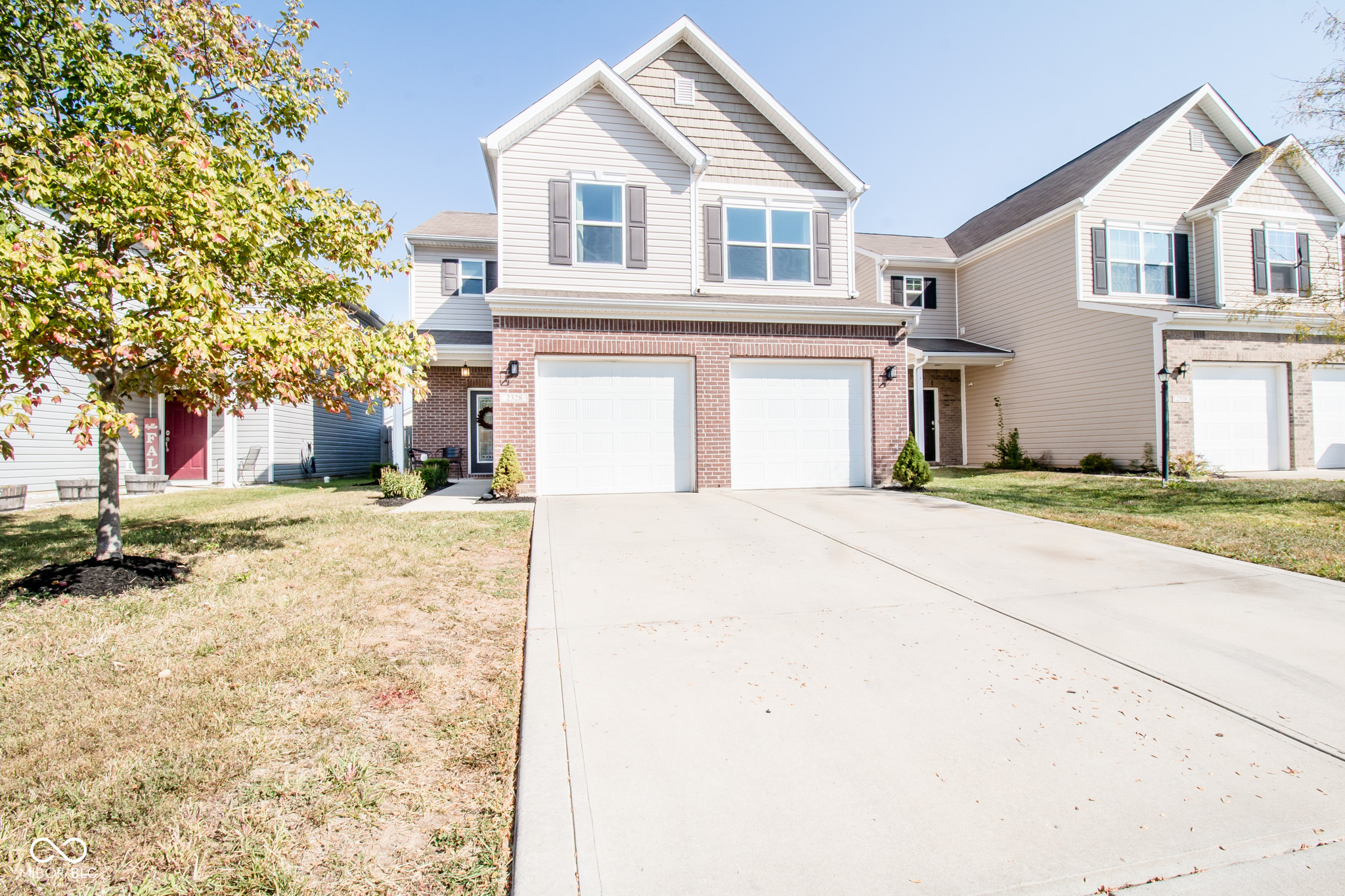 Columbus, Indiana 47201, United States, 3 Bedrooms Bedrooms, ,3 BathroomsBathrooms,Residential,Pending,19470