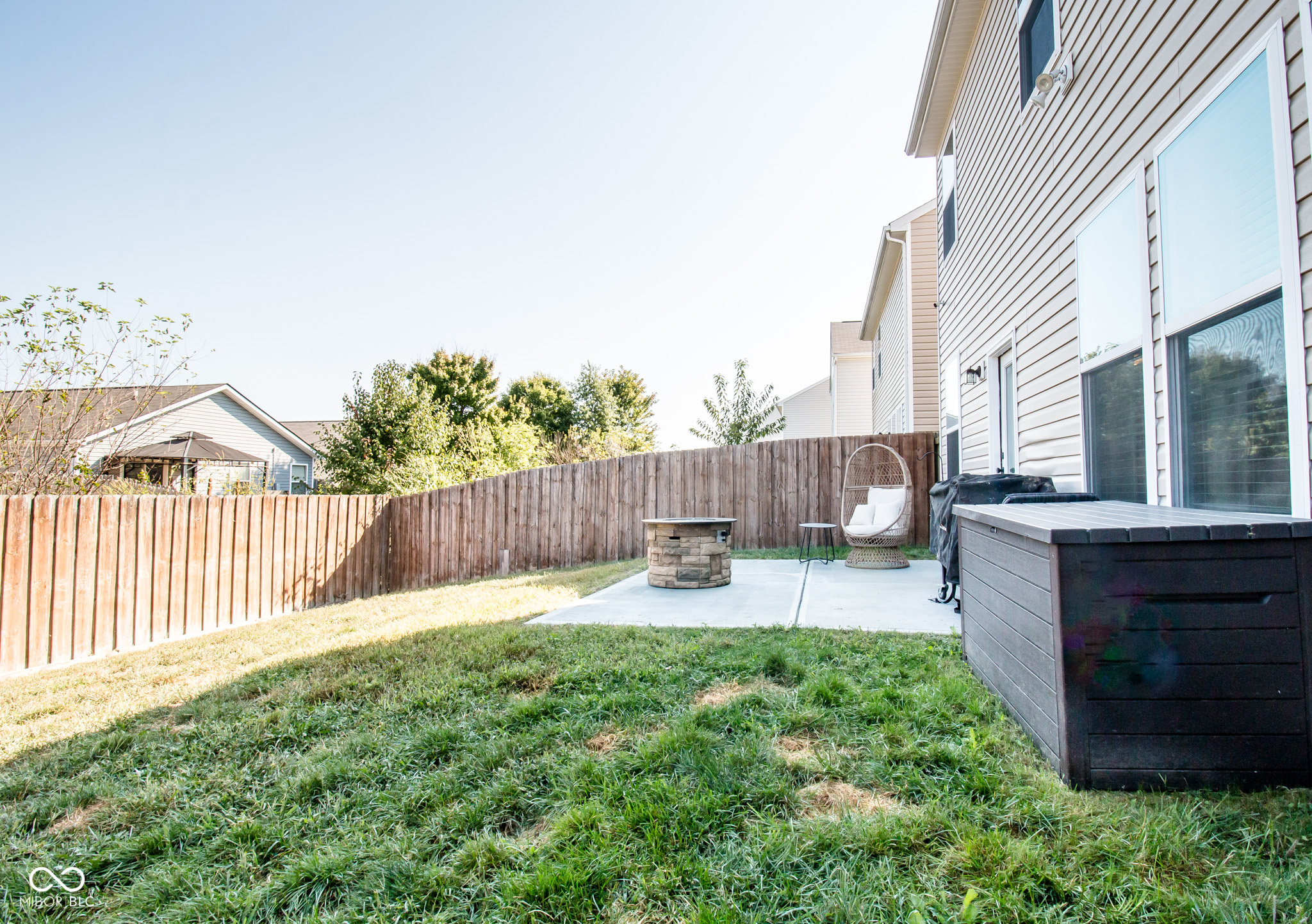 Columbus, Indiana 47201, United States, 3 Bedrooms Bedrooms, ,3 BathroomsBathrooms,Residential,Pending,19470