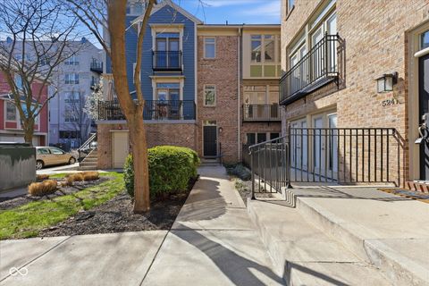 Photo of 518 E Miami Street, Indianapolis, IN 46202 (MLS # 22087007)