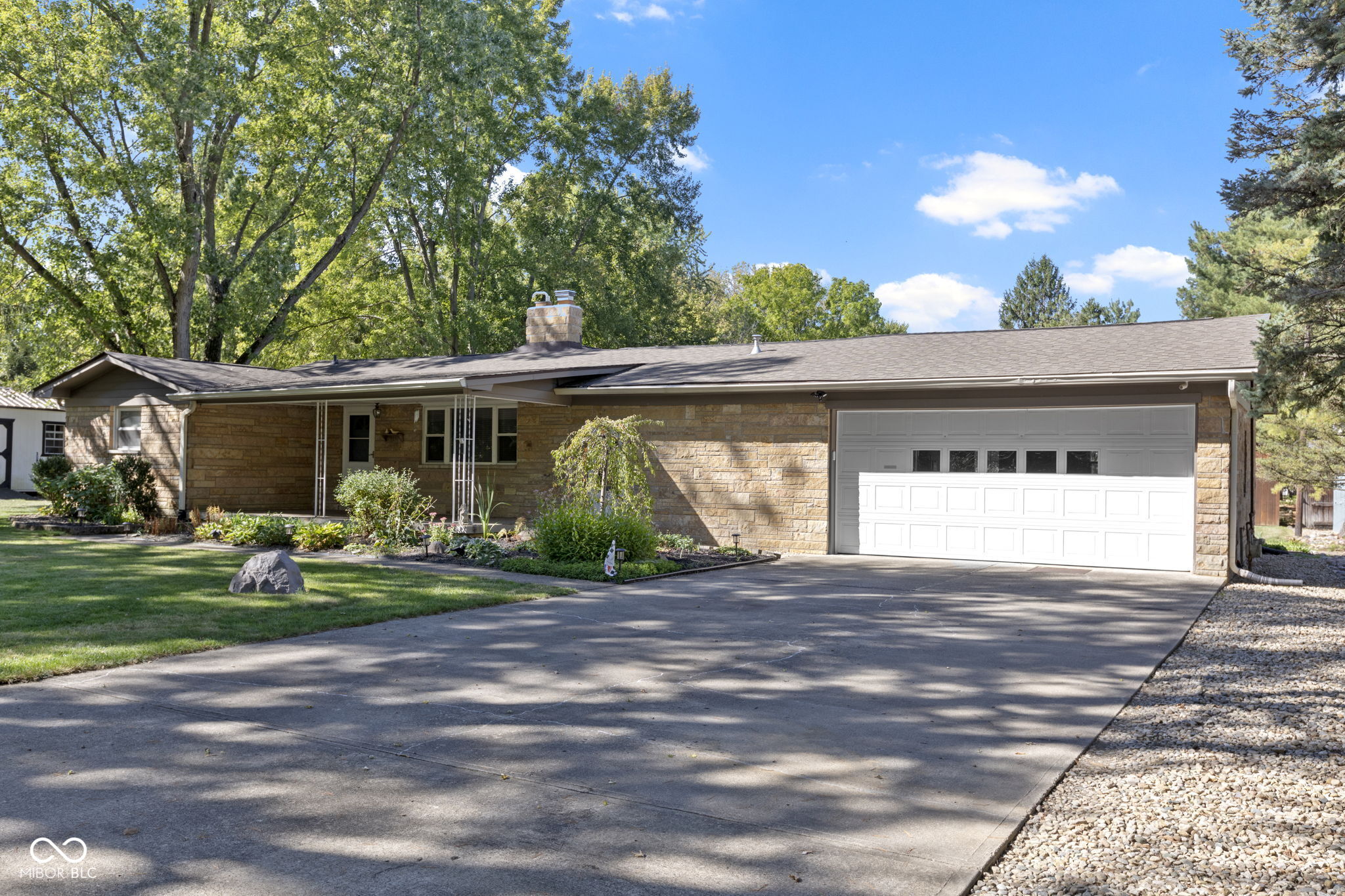 11994 Greenfield Road