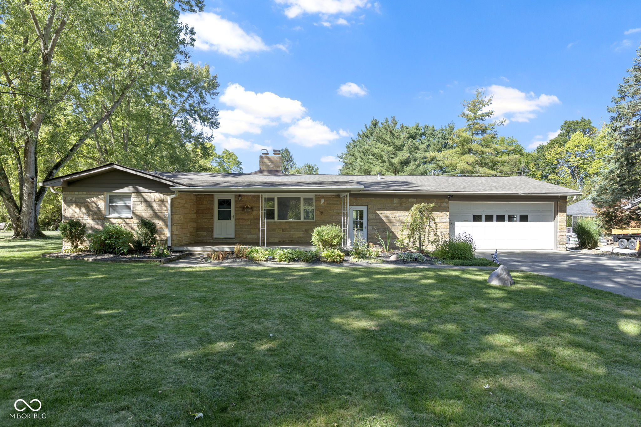 11994 Greenfield Road