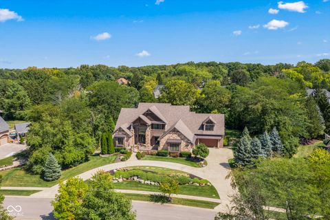 Photo of 10704 Club Chase, Fishers, IN 46037 (MLS # 22064203)